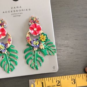 ZARA COLLECTION SRING EARRINGS